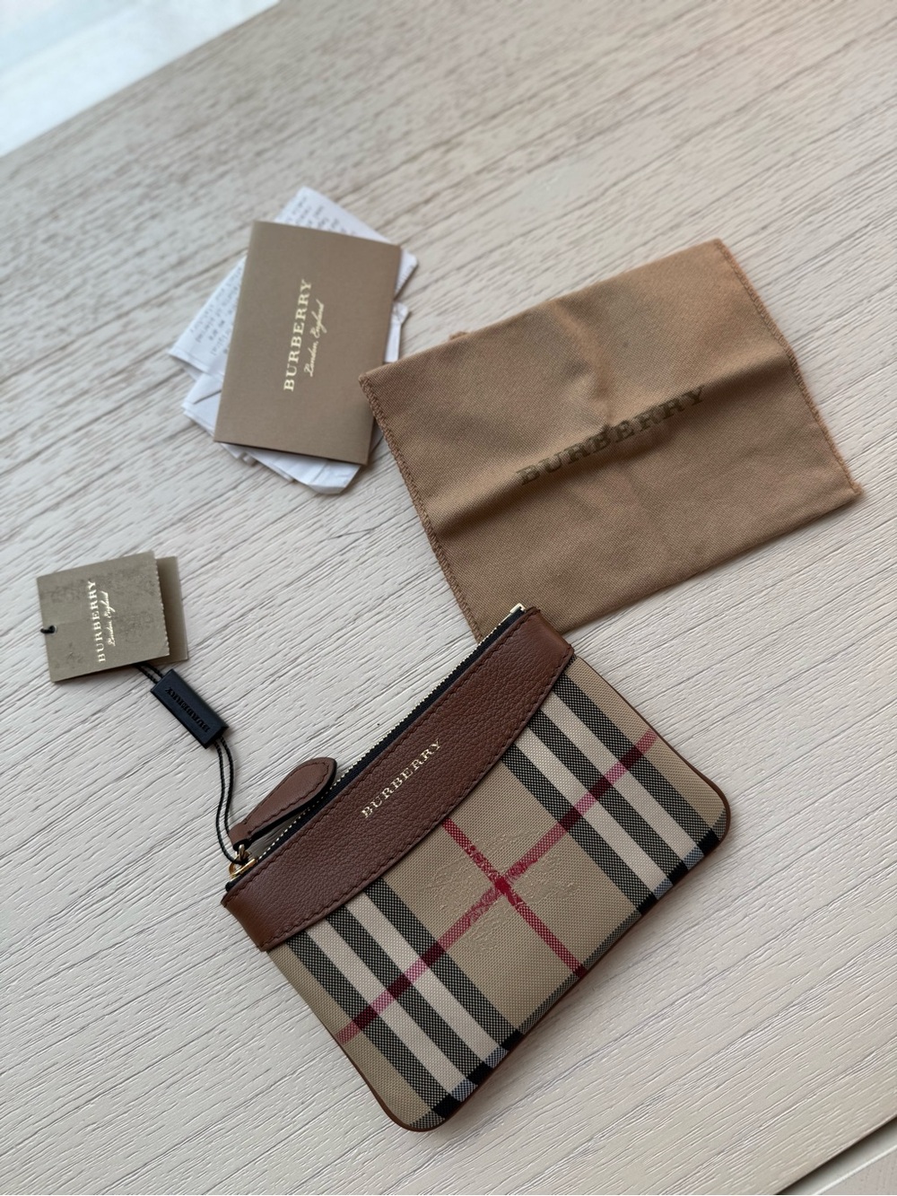 Burberry Check Zip Card Pouch in Brown NEW